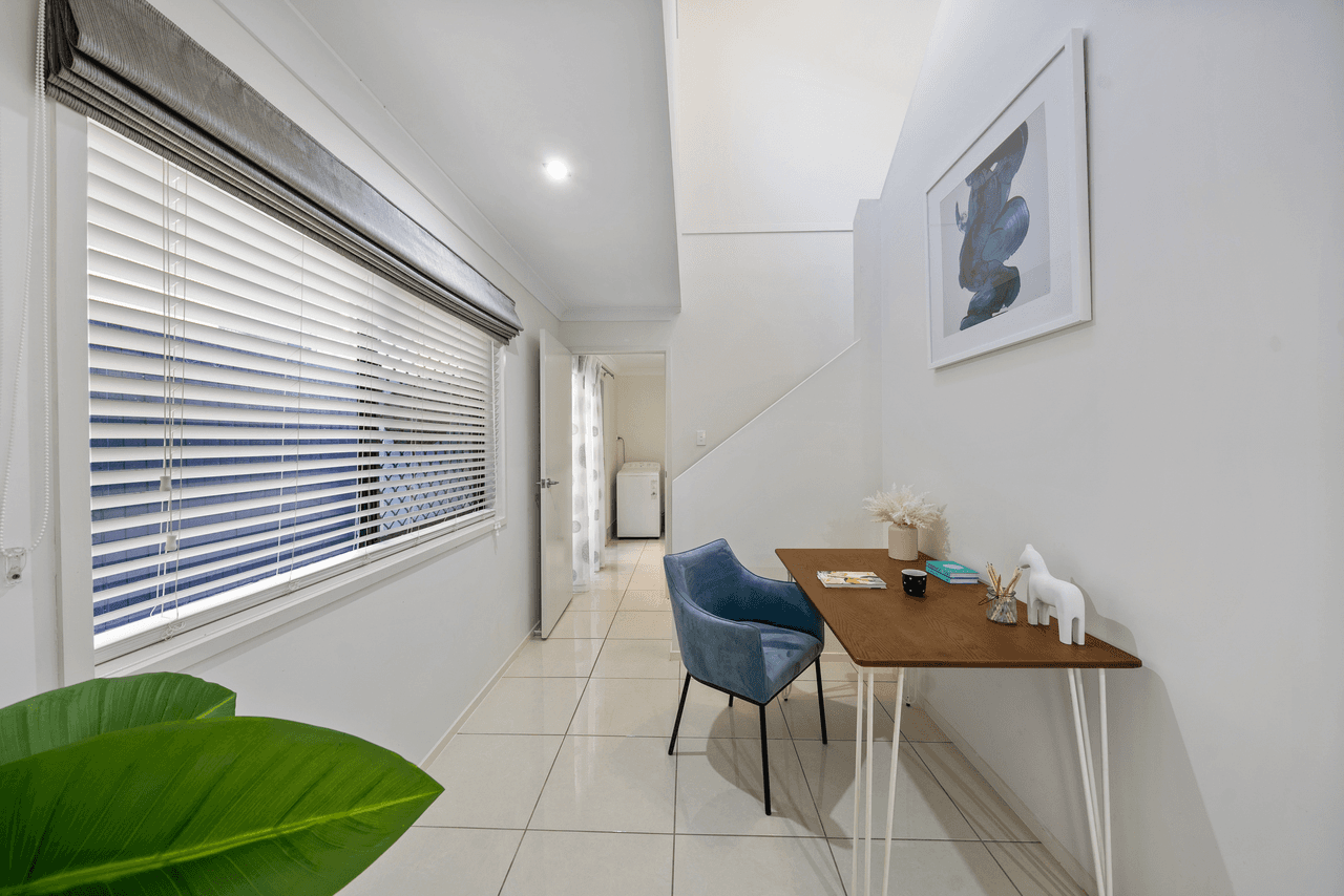 4/12-14 Georgina Street, WOODY POINT, QLD 4019