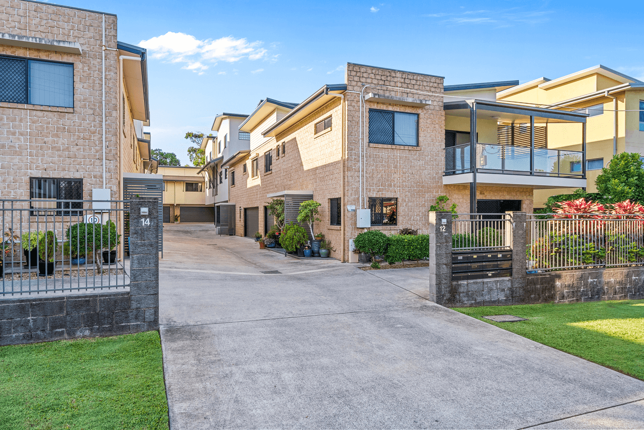 4/12-14 Georgina Street, WOODY POINT, QLD 4019