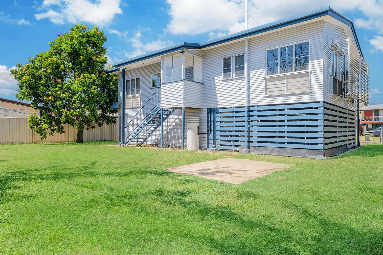 3 Dearden Place, EMERALD, QLD 4720