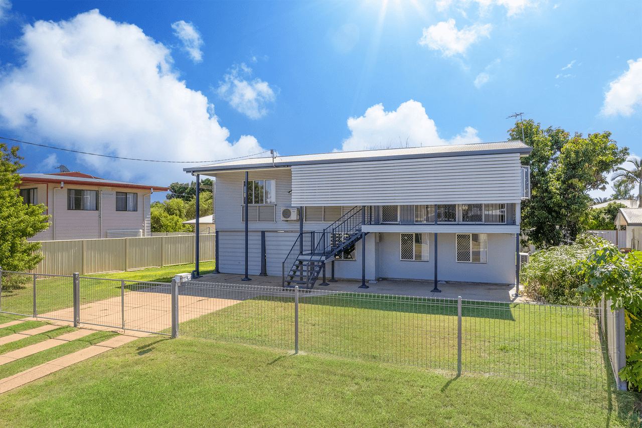 3 Dearden Place, EMERALD, QLD 4720