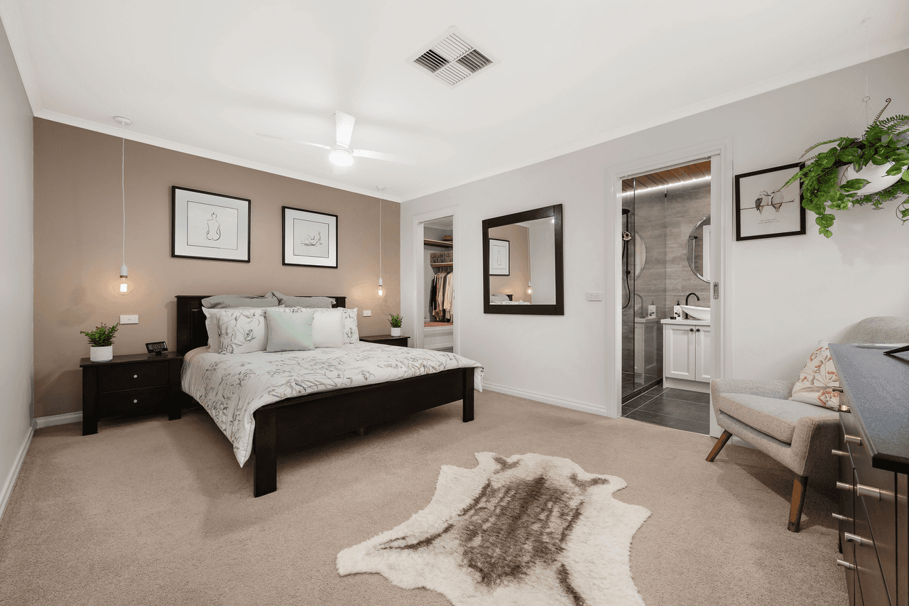 22 Jacaranda Drive, DIAMOND CREEK, VIC 3089