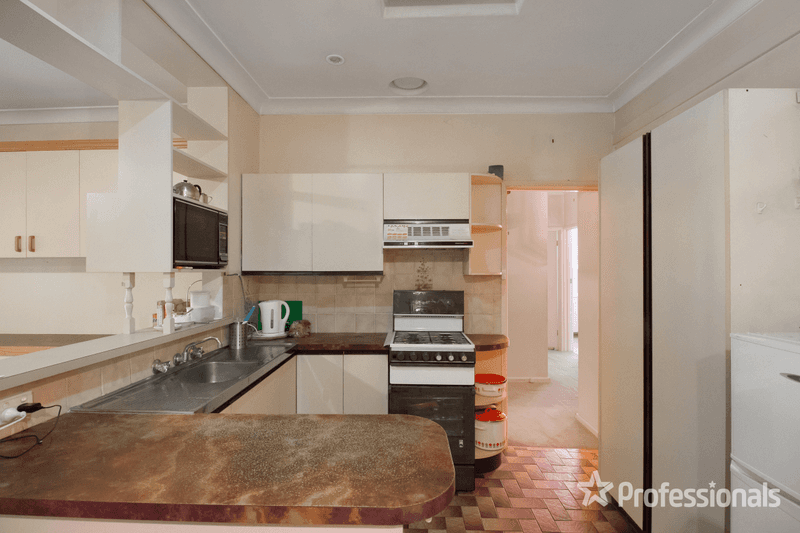 11 Higgins Avenue, Wagga Wagga, NSW 2650