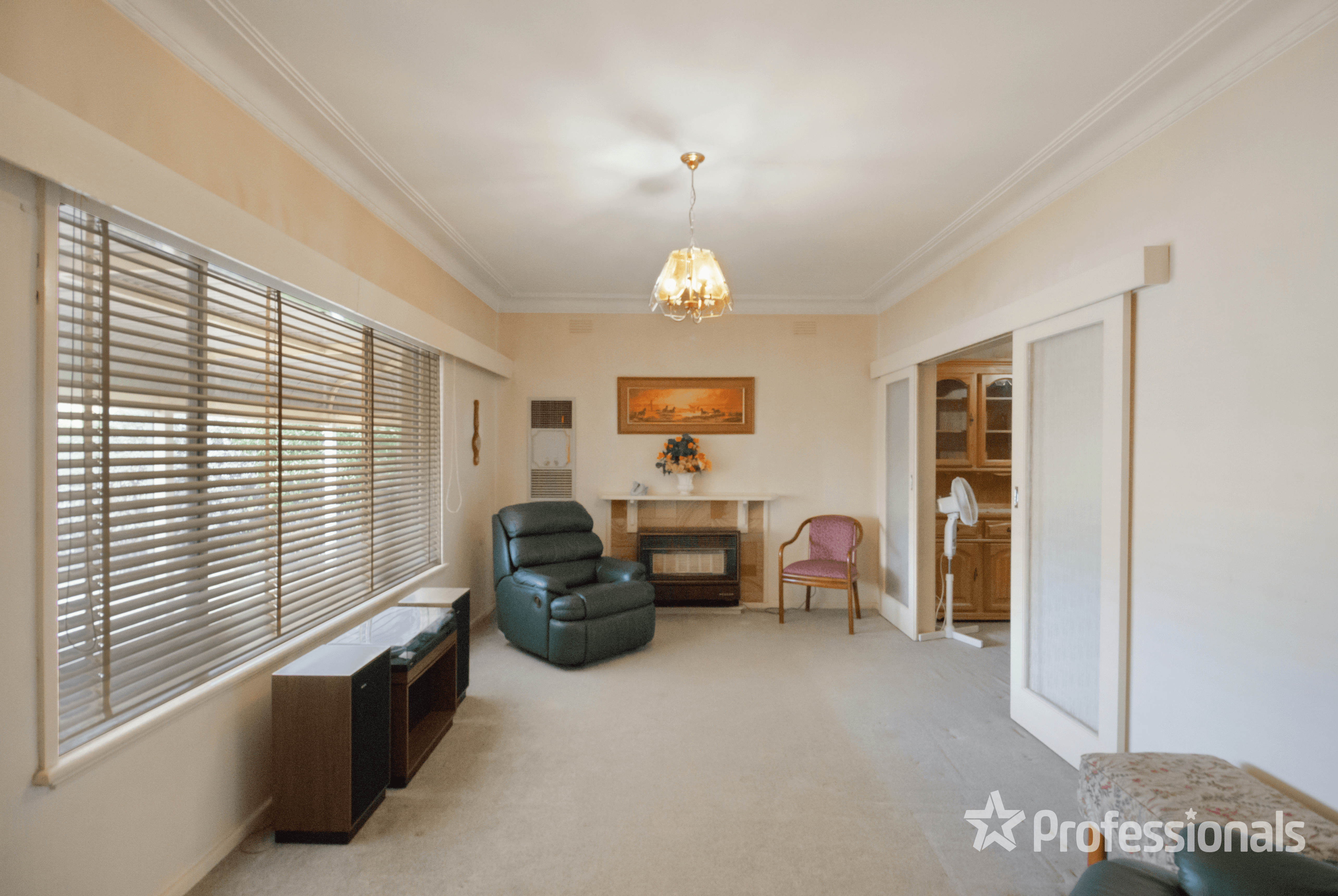 11 Higgins Avenue, Wagga Wagga, NSW 2650