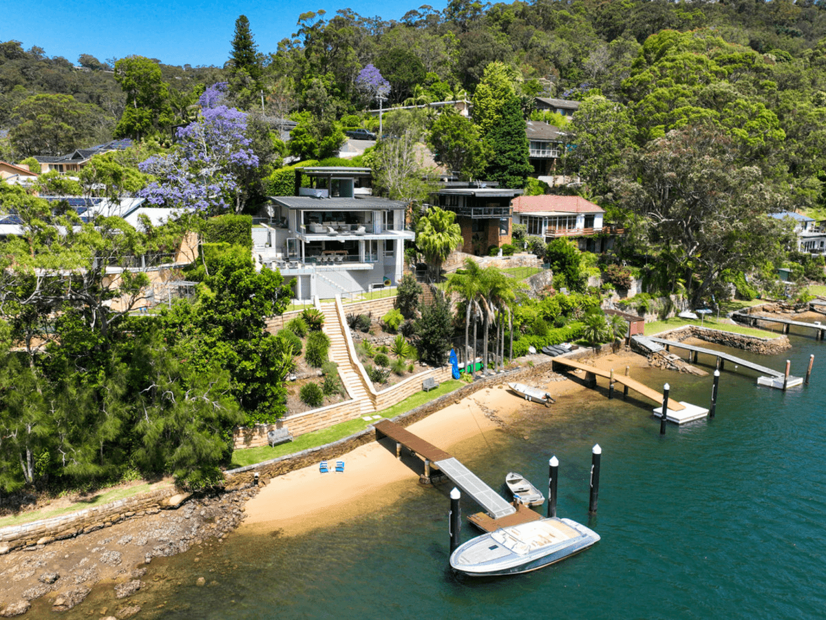 8 Walker Place, CHURCH POINT, NSW 2105