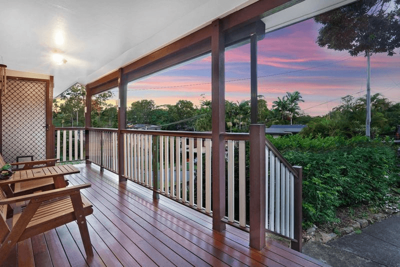 4 Pirra Crescent, FERNY HILLS, QLD 4055