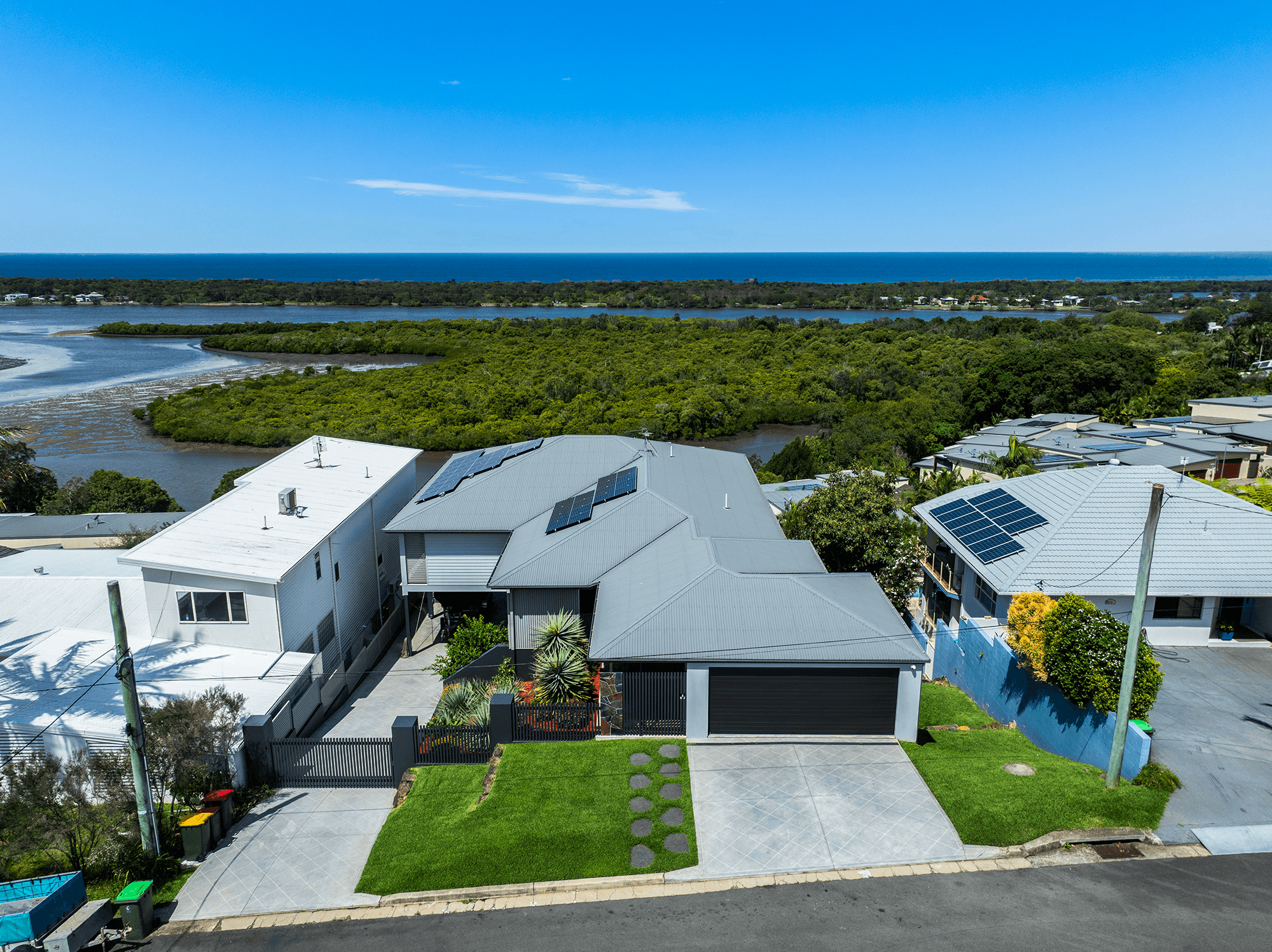 10 Walter Crescent, BANORA POINT, NSW 2486