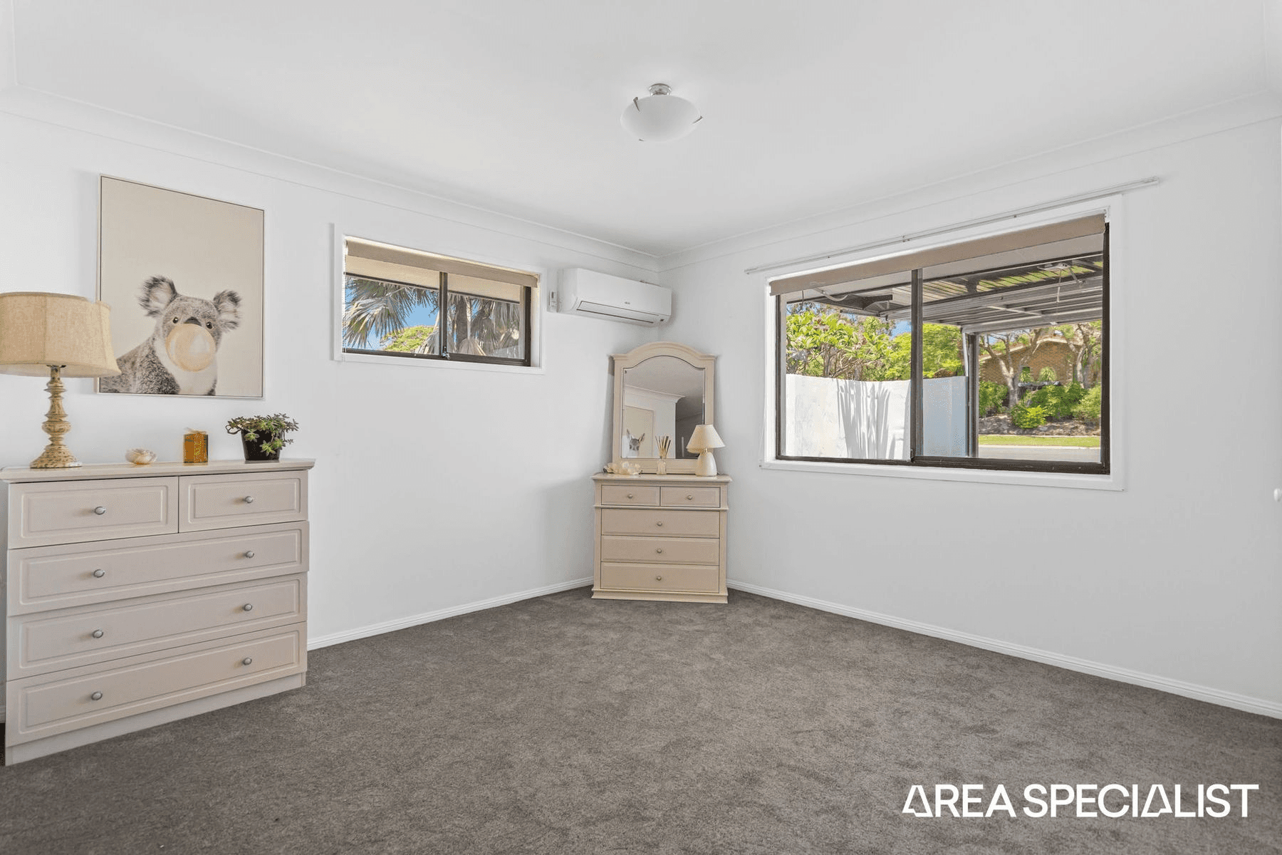 23 Parkes Drive, Helensvale, QLD 4212