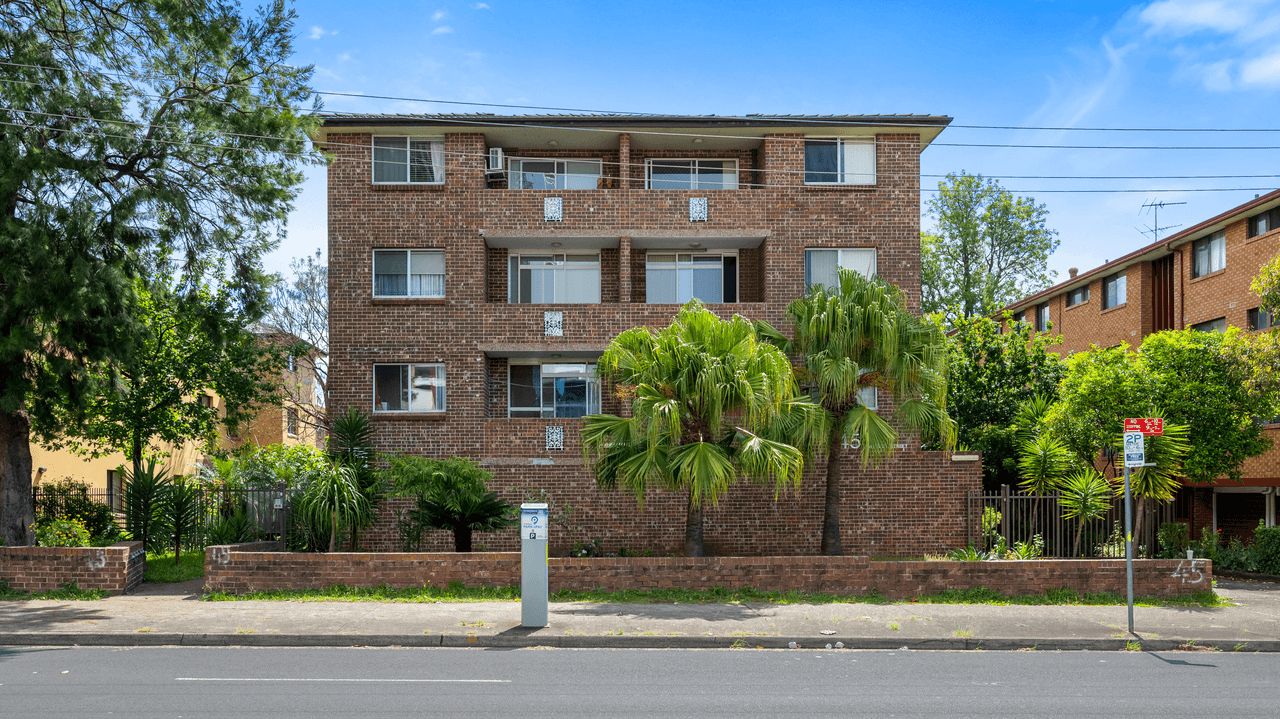 1/45 Bathurst Street, LIVERPOOL, NSW 2170