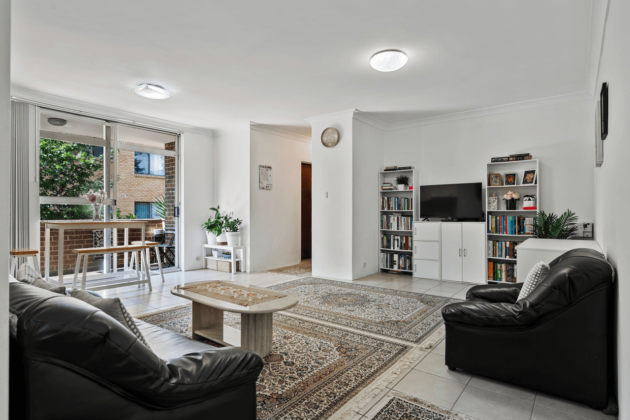 1/45 Bathurst Street, LIVERPOOL, NSW 2170