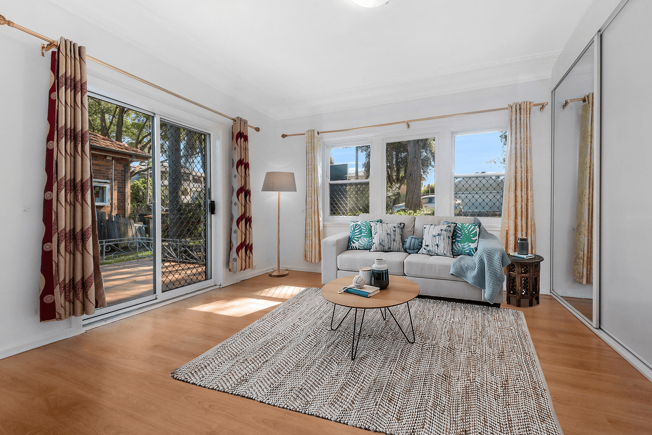 43 Cairns Street, RIVERWOOD, NSW 2210