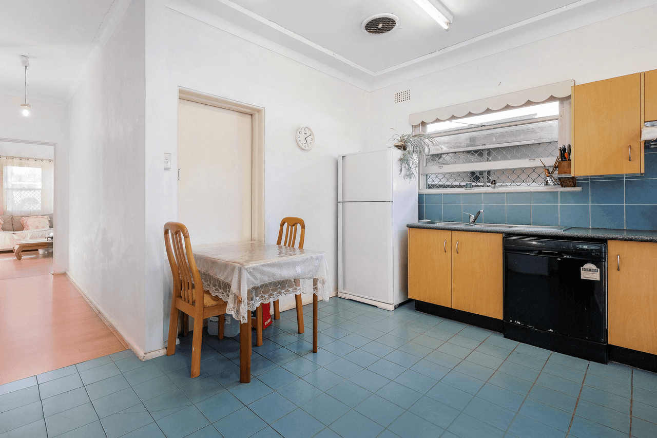 43 Cairns Street, RIVERWOOD, NSW 2210