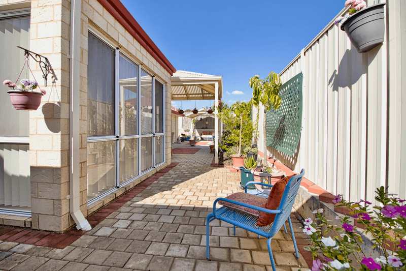 2 Erskine Way, BALDIVIS, WA 6171