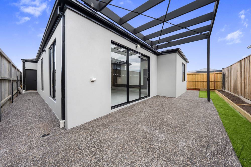 10 Poyner Circuit, MICKLEHAM, VIC 3064