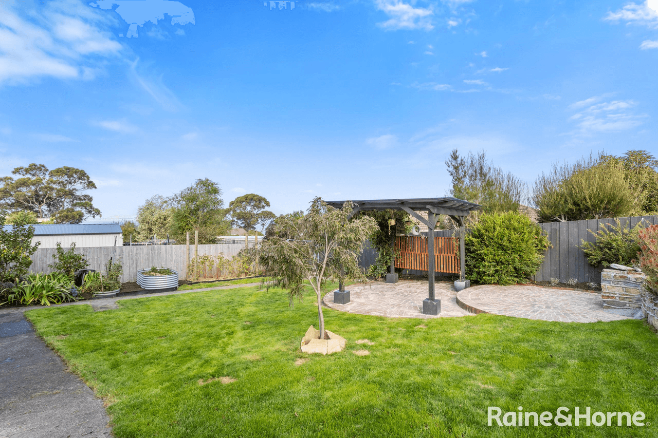 23 Aldinga Street, BLACKMANS BAY, TAS 7052