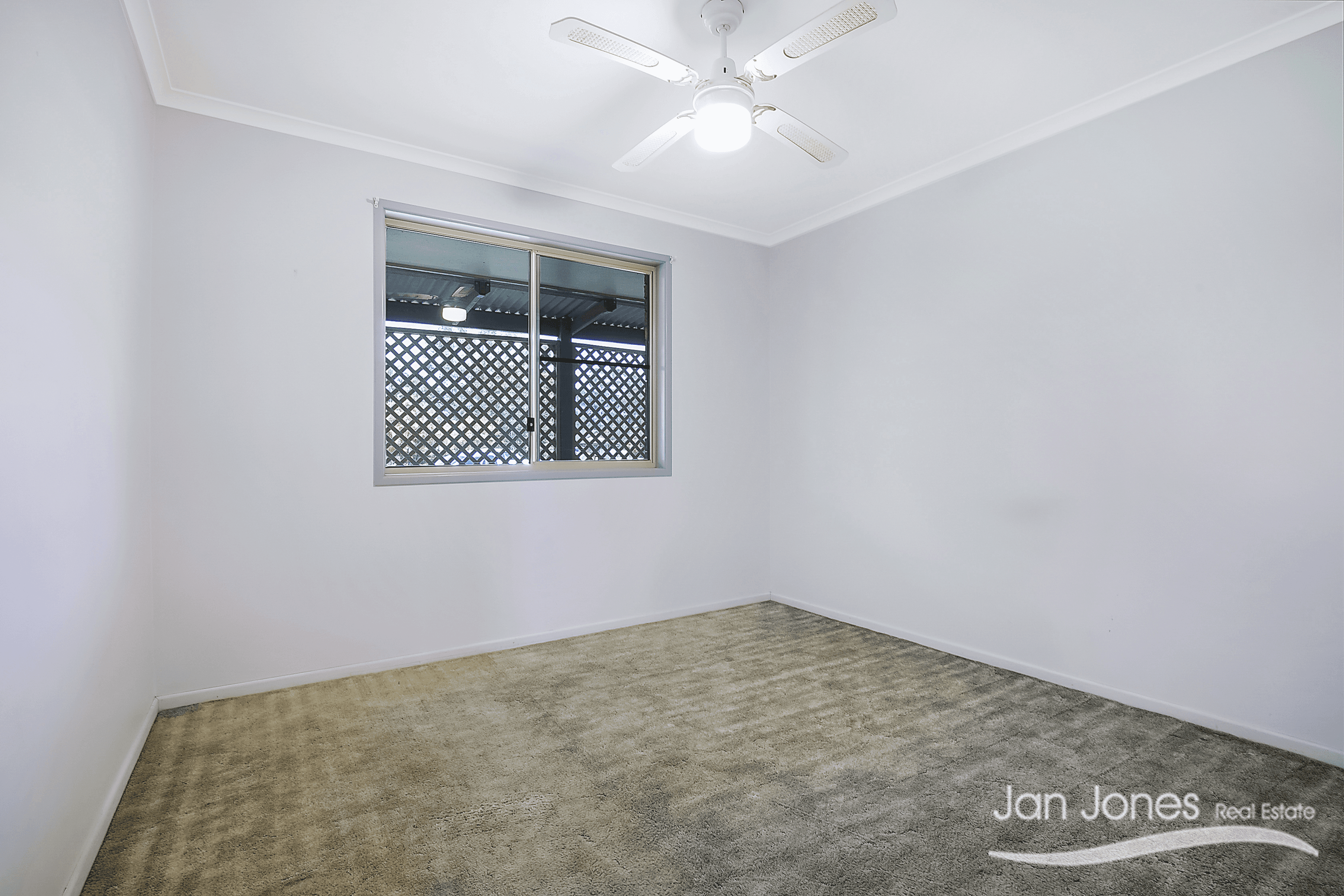 13 Cresta Court, Morayfield, QLD 4506