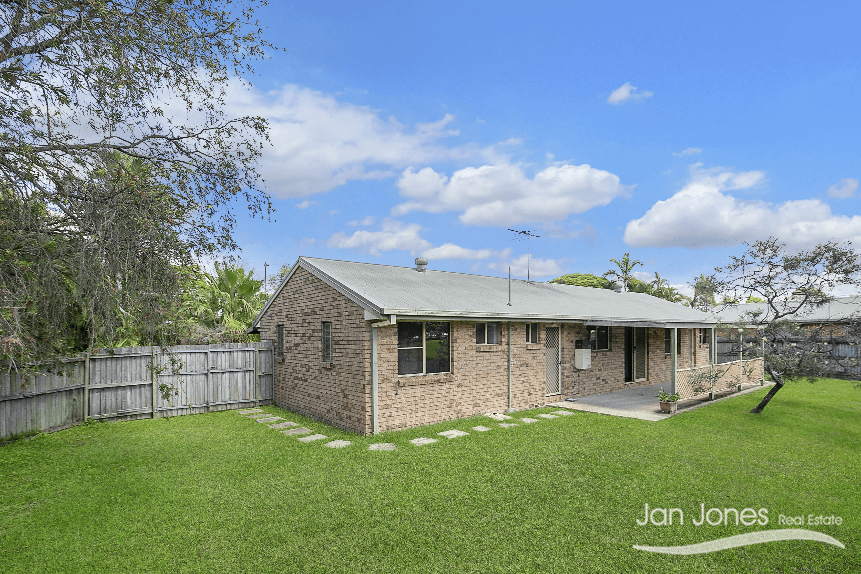 13 Cresta Court, Morayfield, QLD 4506