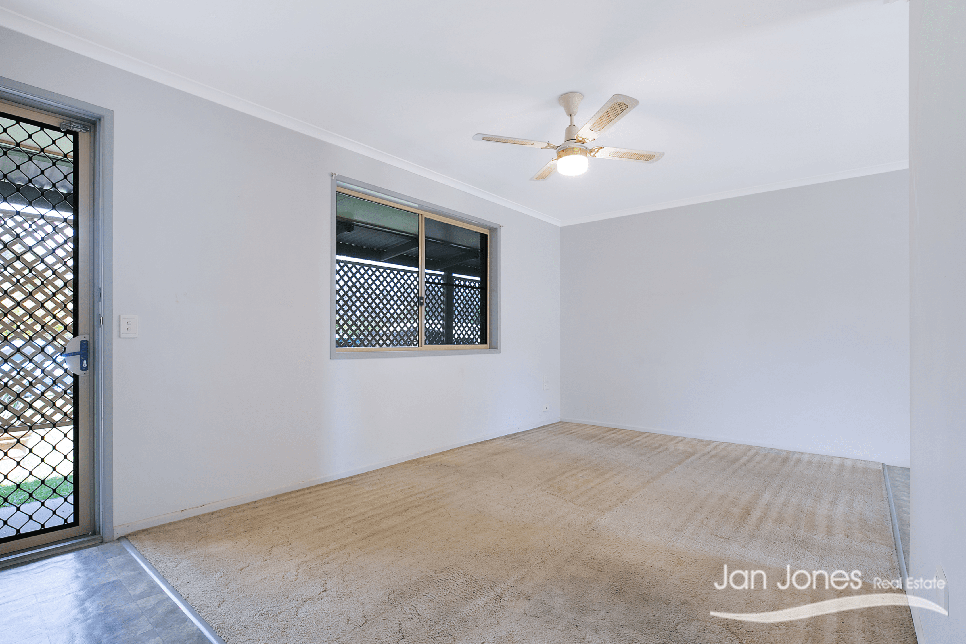 13 Cresta Court, Morayfield, QLD 4506