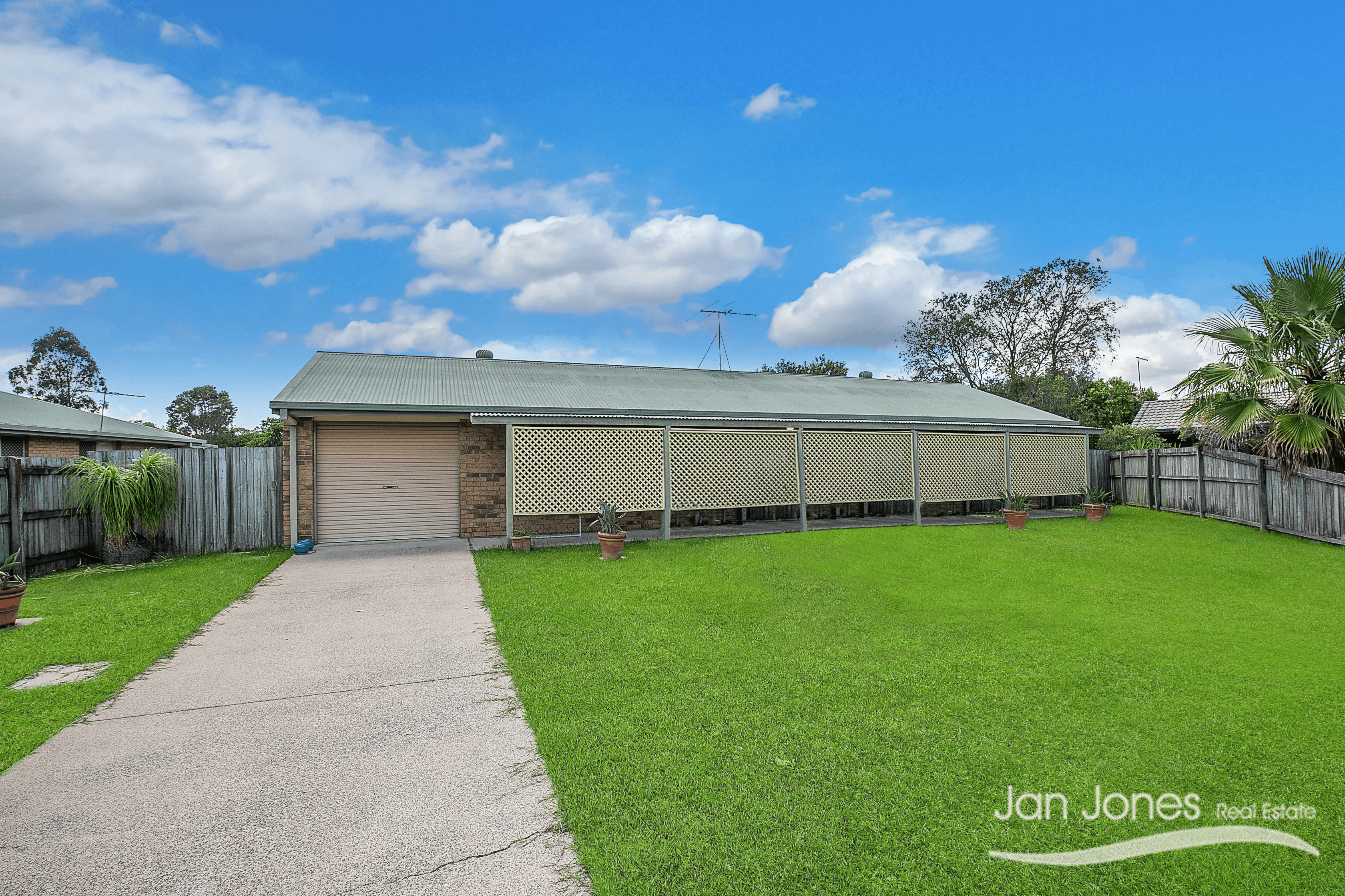 13 Cresta Court, Morayfield, QLD 4506