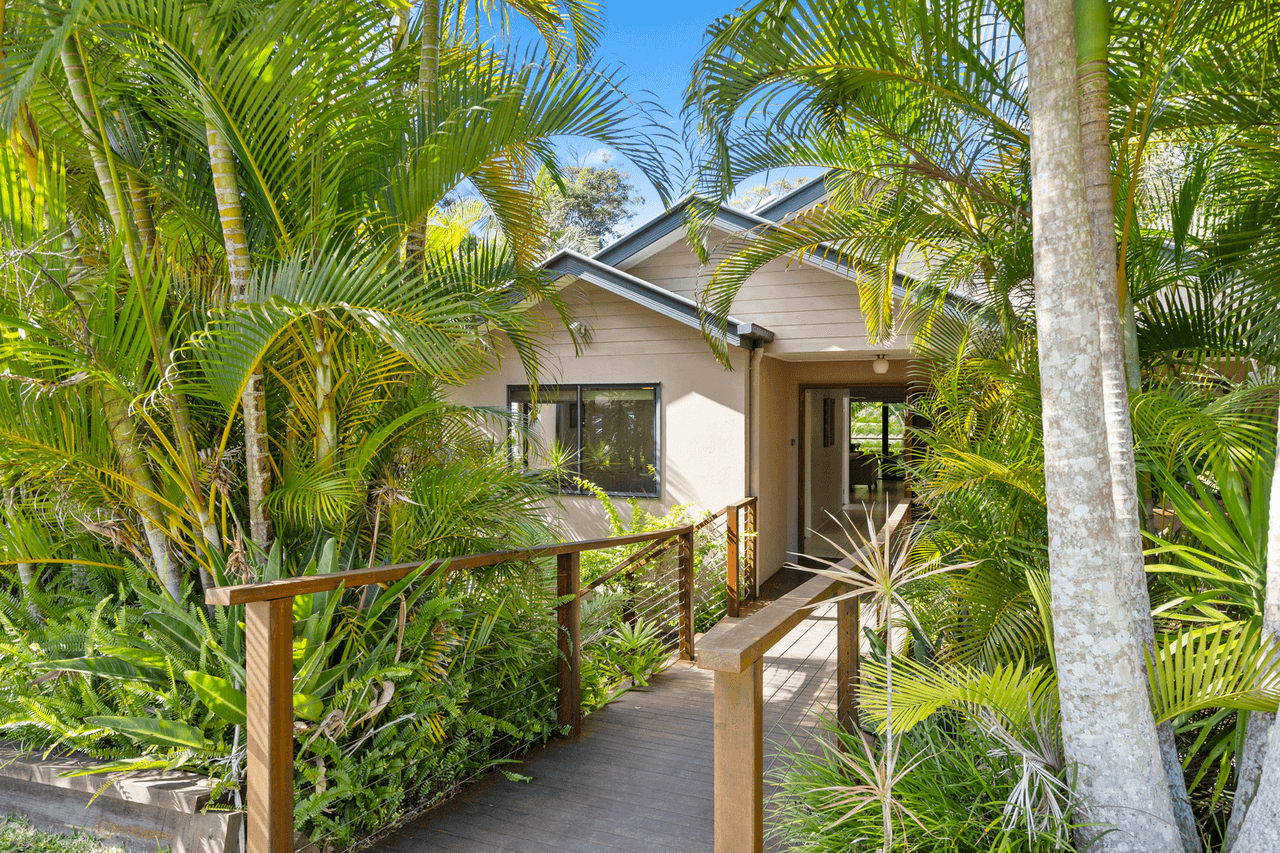 36 Leopard Avenue, ELANORA, QLD 4221