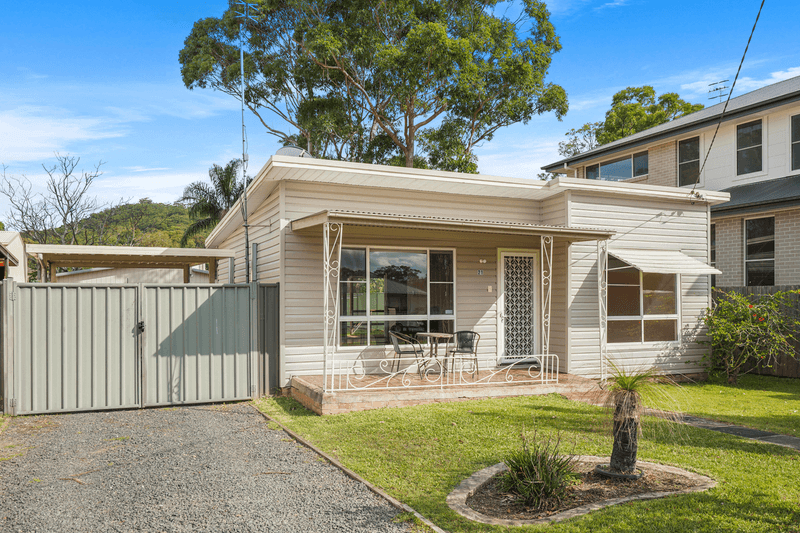 21 Boongala Avenue, EMPIRE BAY, NSW 2257