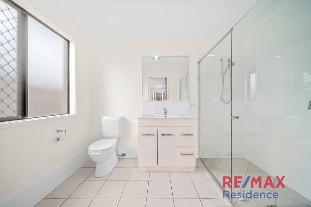 3 Gossan Circuit, YARRABILBA, QLD 4207