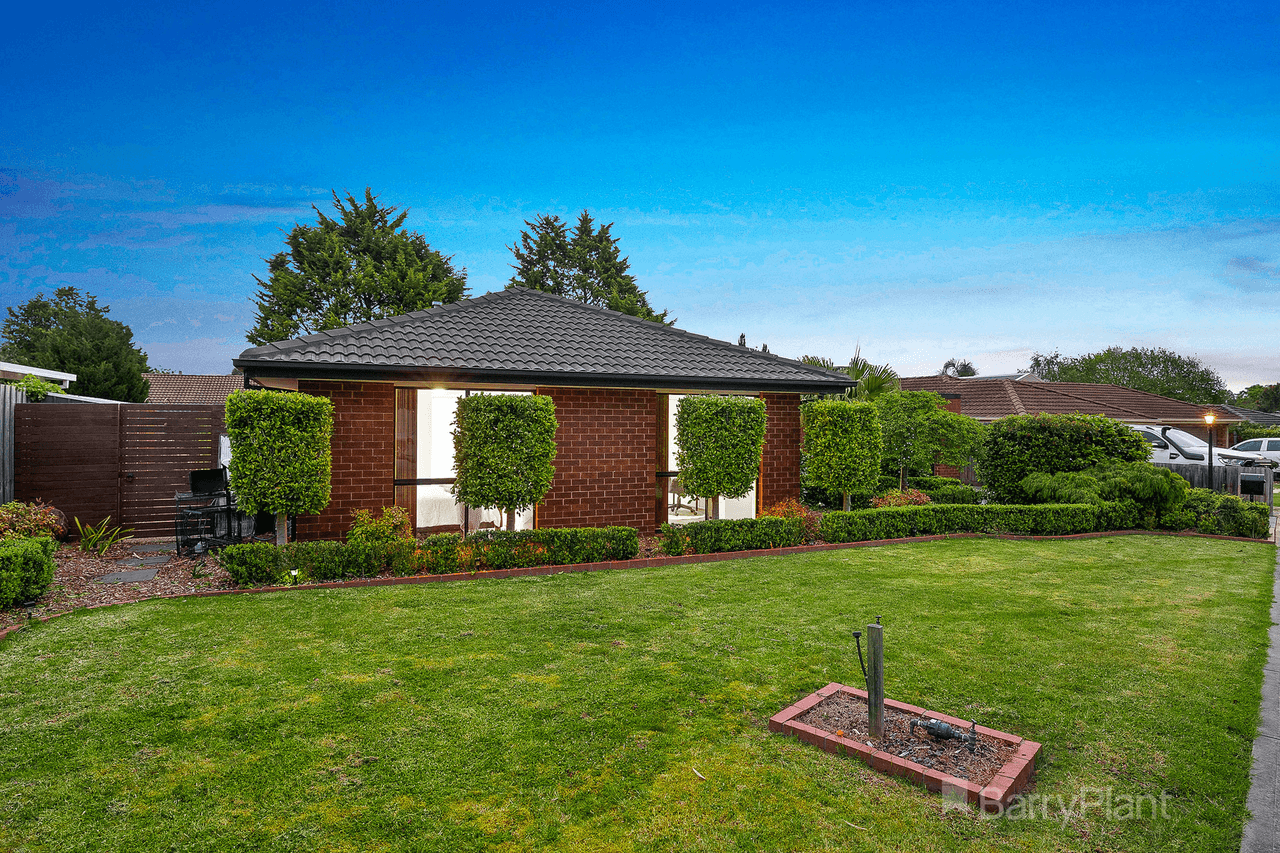 2 Aristotle Court, Narre Warren, VIC 3805