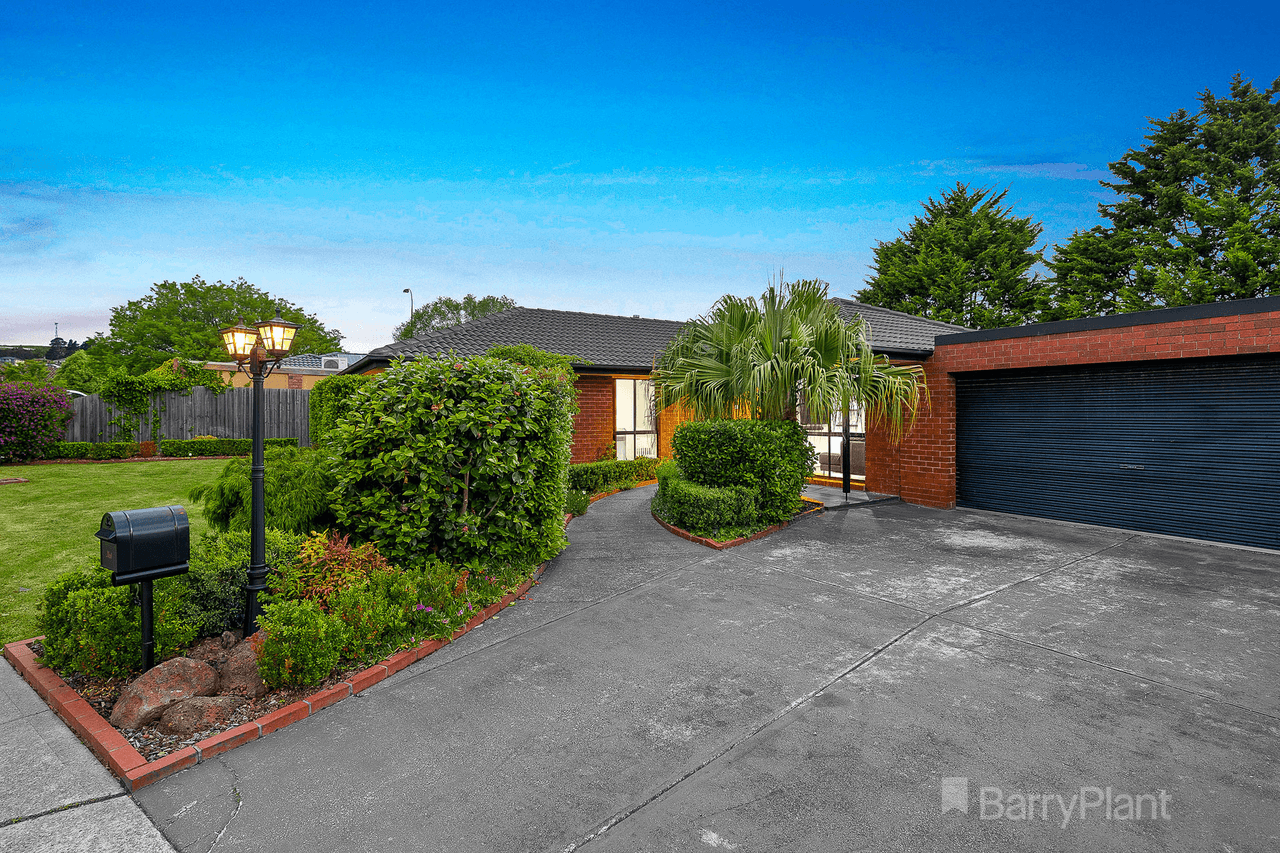 2 Aristotle Court, Narre Warren, VIC 3805