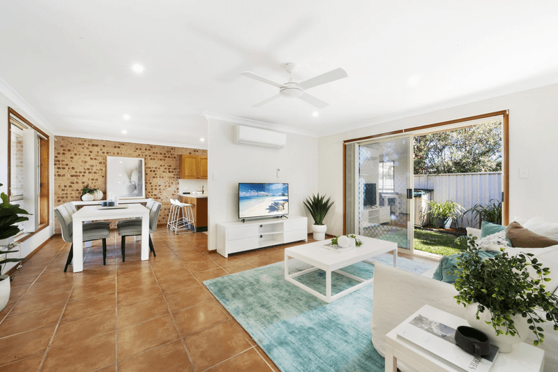 2/4 Craig Close, LONG JETTY, NSW 2261