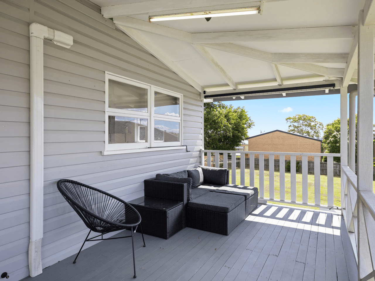 16 River Road, BUNDAMBA, QLD 4304