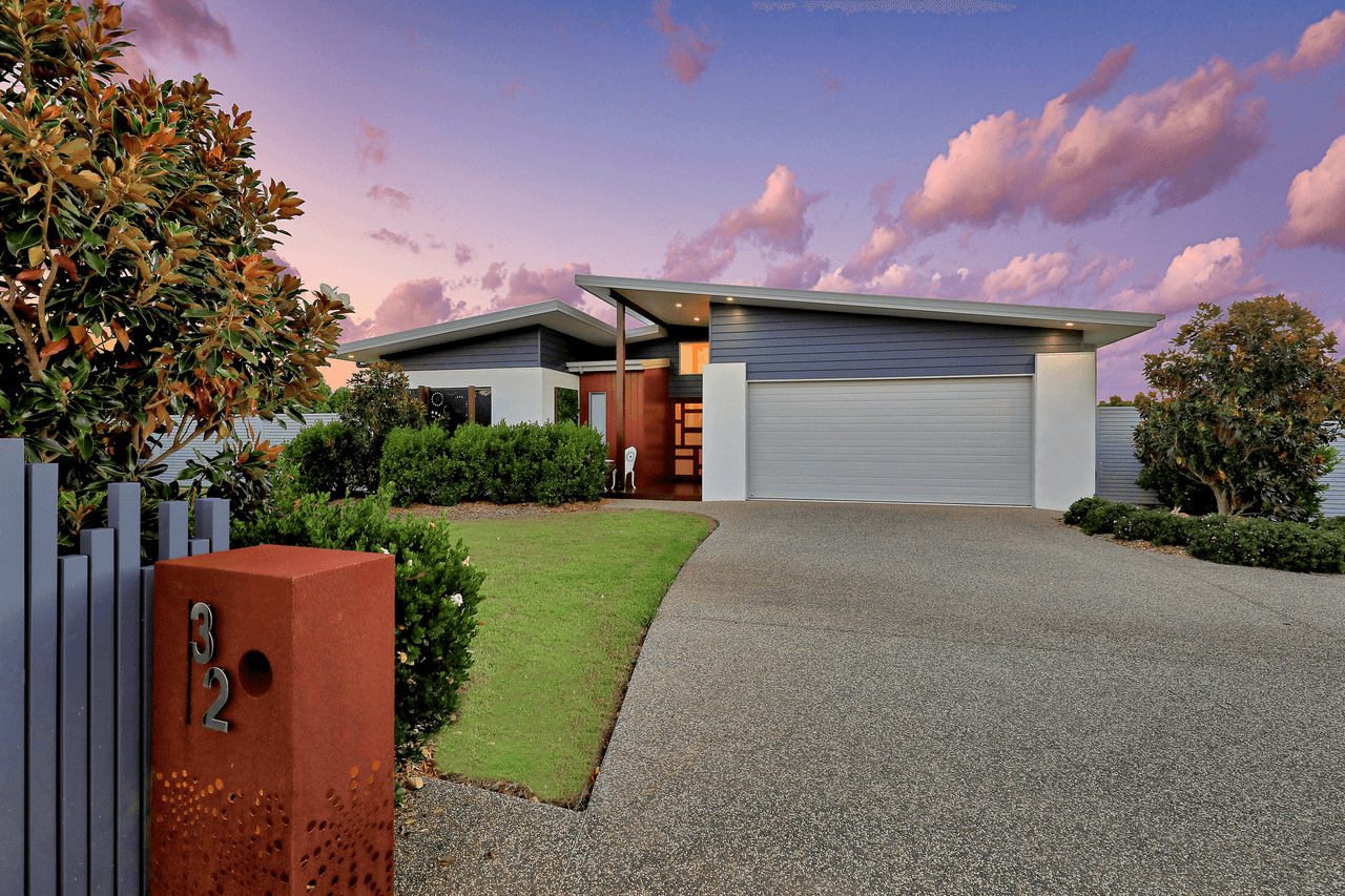 32 Watchbell Street, INNES PARK, QLD 4670