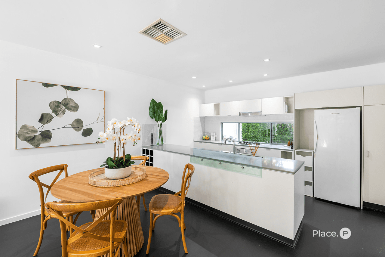 4 Eton Street, Bulimba, QLD 4171