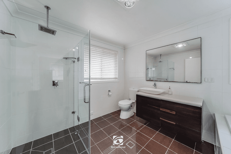 4 & 4A Fishburn Place, NARELLAN, NSW 2567