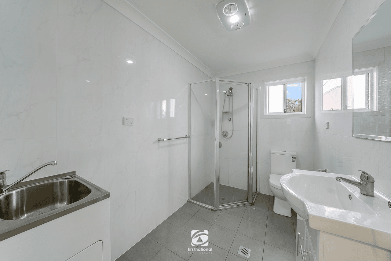 4 & 4A Fishburn Place, NARELLAN, NSW 2567