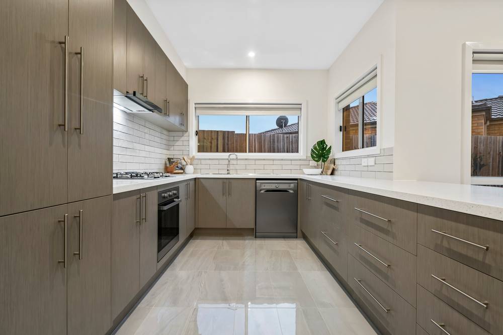 2 Black Knight Way, Kurunjang, VIC 3337