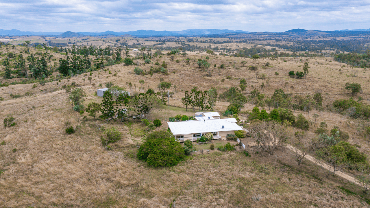 "Merindah" 421 Paradise Dam Road,, DALLARNIL, QLD 4621
