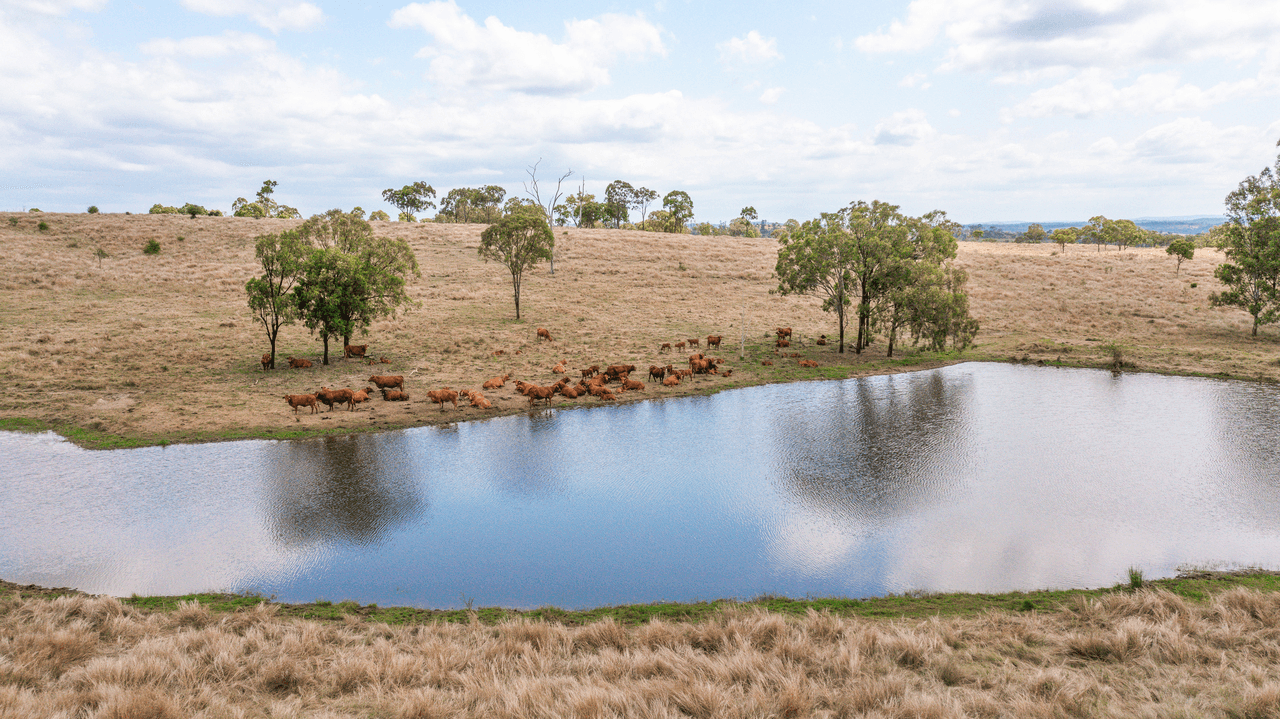 "Merindah" 421 Paradise Dam Road,, DALLARNIL, QLD 4621