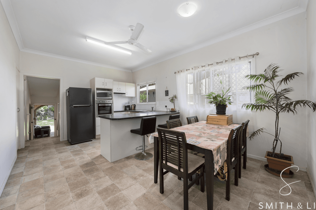 54 Leybourne Street, CHELMER, QLD 4068