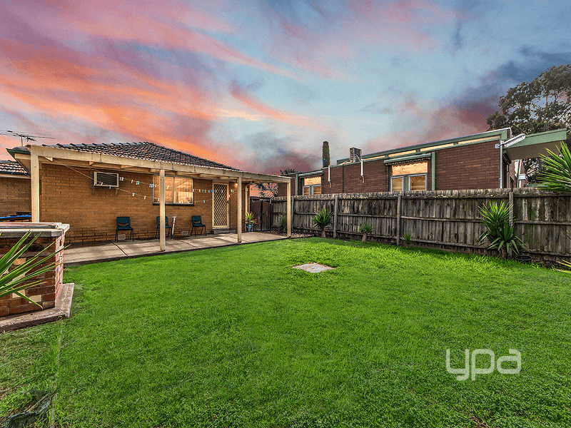 22 Maplewood Road, KINGS PARK, VIC 3021