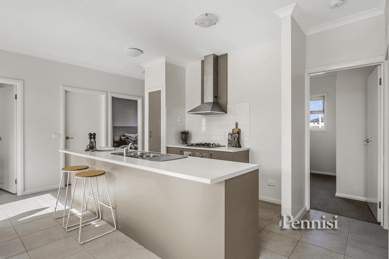 1/9 Anastasia Court, Hillside, VIC 3037