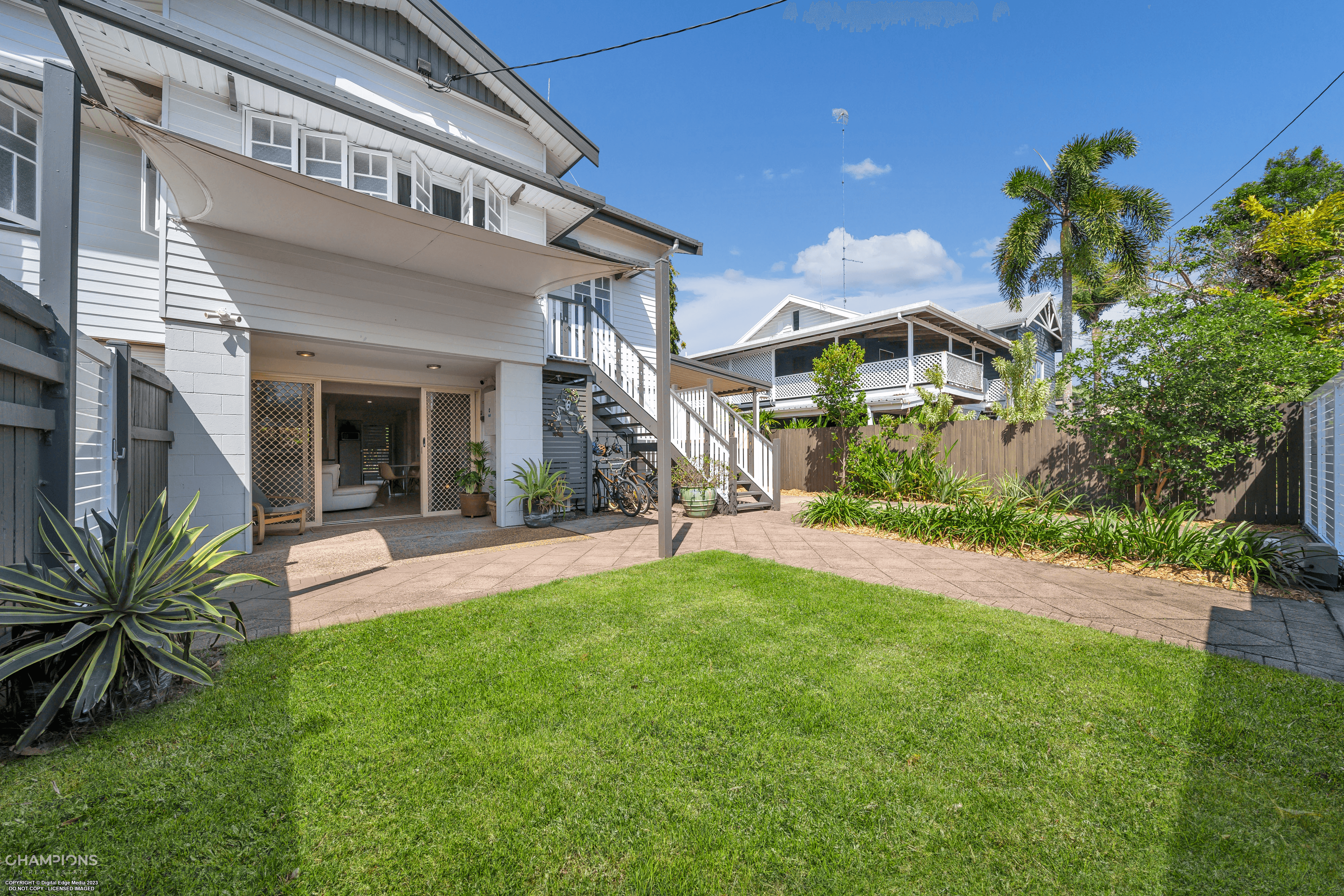 6 Chaplain Avenue, MANUNDA, QLD 4870