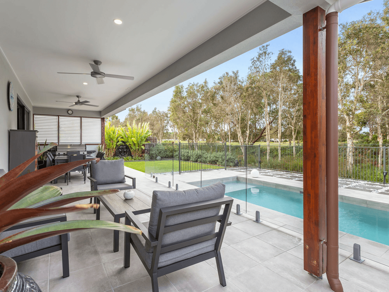 170 Freshwater Dr, Banksia Beach, QLD 4507