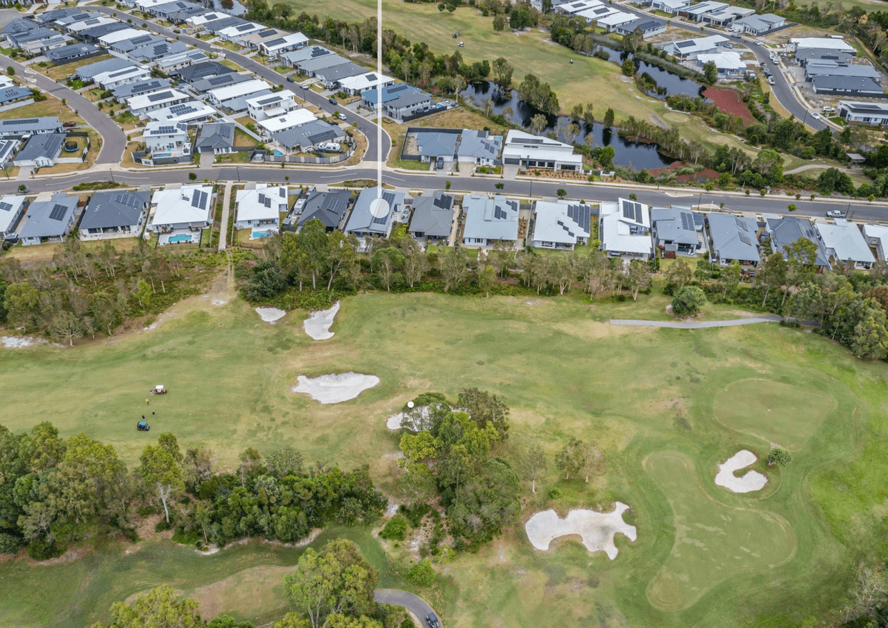 170 Freshwater Dr, Banksia Beach, QLD 4507