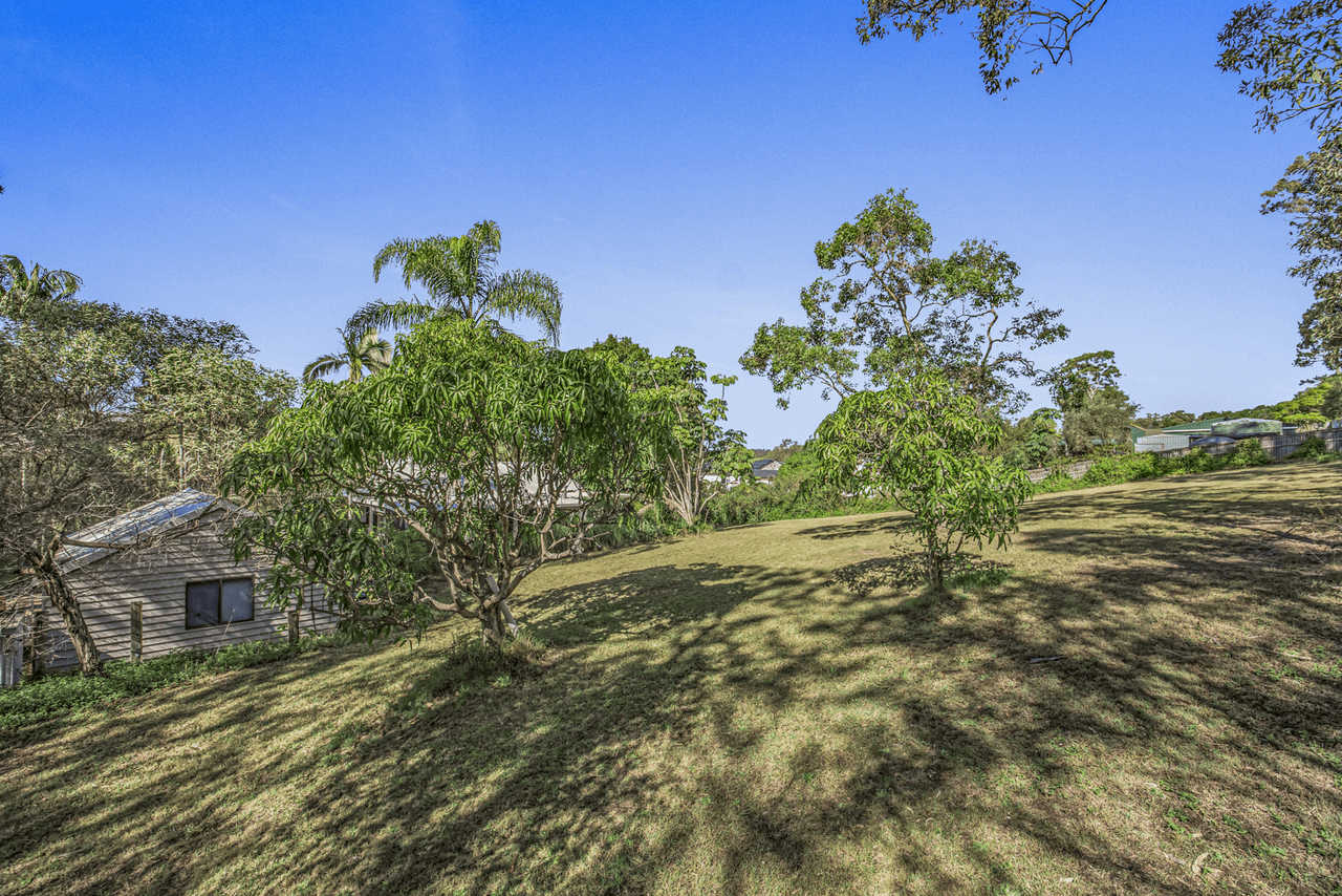 11 Connemara Road, GAVEN, QLD 4211