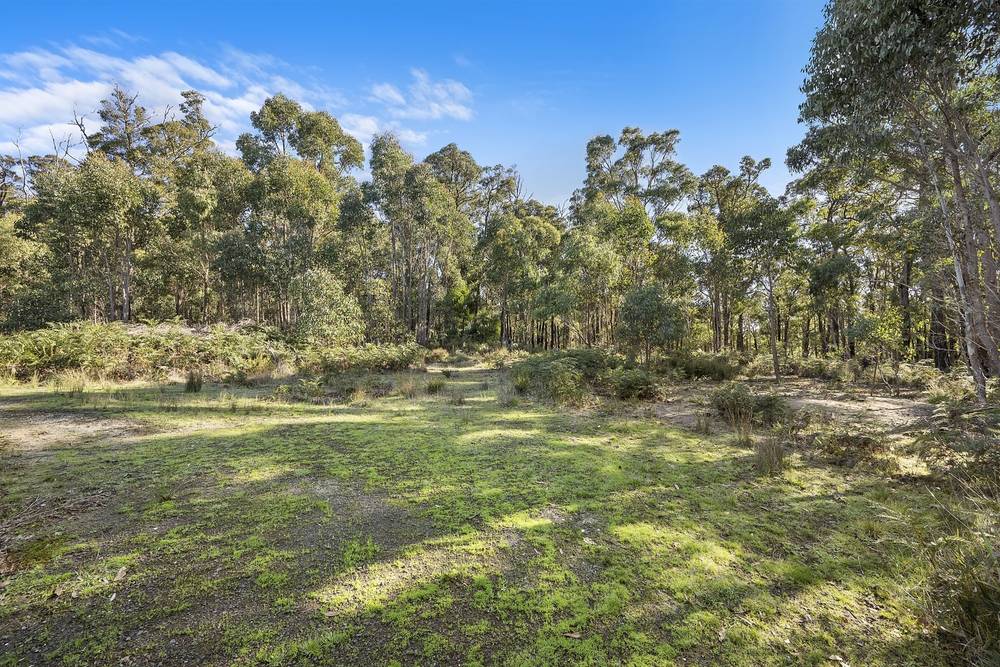 477 Linton Carngham Road, Snake Valley, VIC 3351