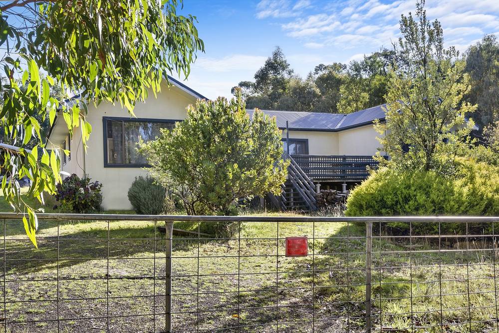 477 Linton Carngham Road, Snake Valley, VIC 3351