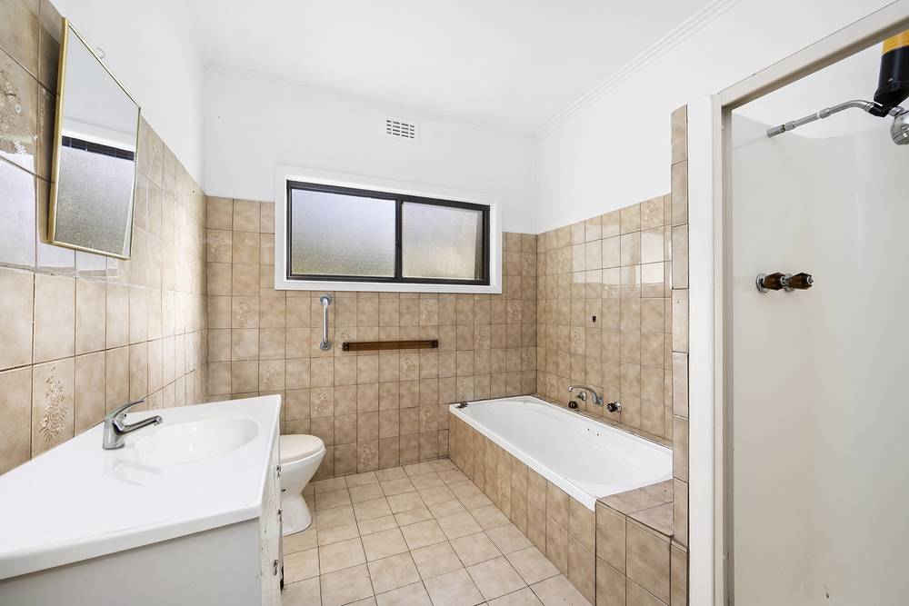 477 Linton Carngham Road, Snake Valley, VIC 3351