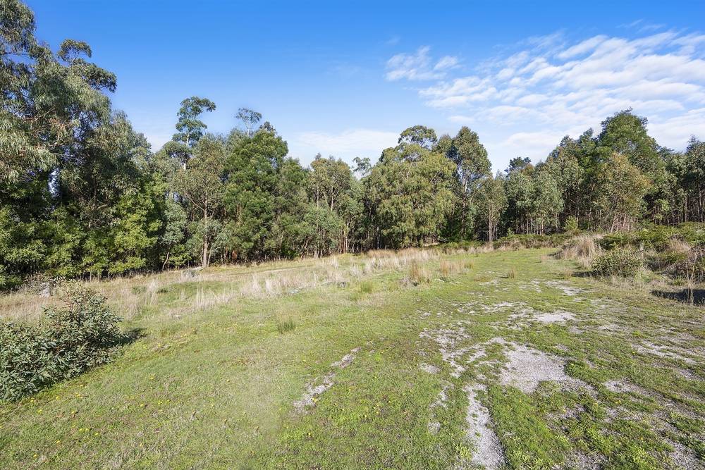 477 Linton Carngham Road, Snake Valley, VIC 3351