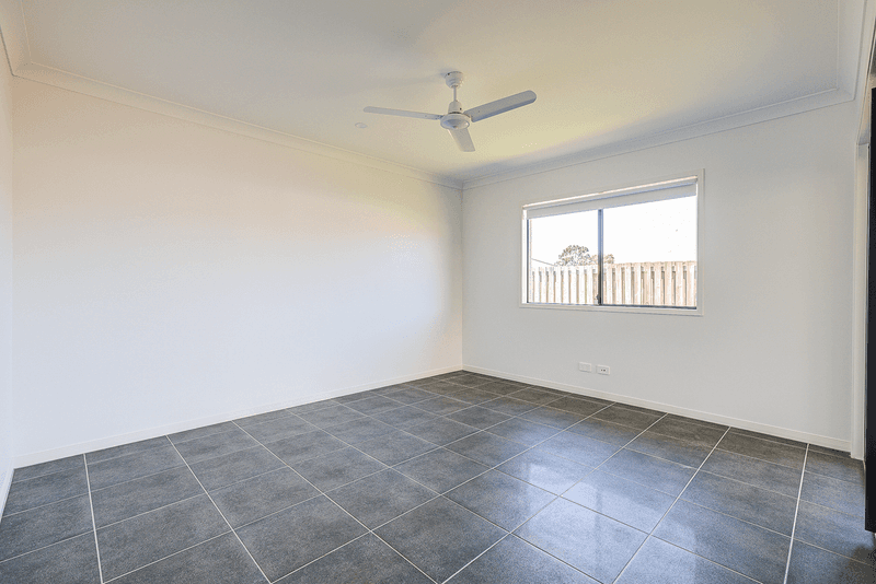 6 Feathertail Street, BAHRS SCRUB, QLD 4207