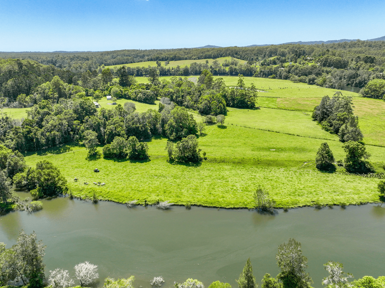 1041 South Arm Road, "Brierfield", BELLINGEN, NSW 2454