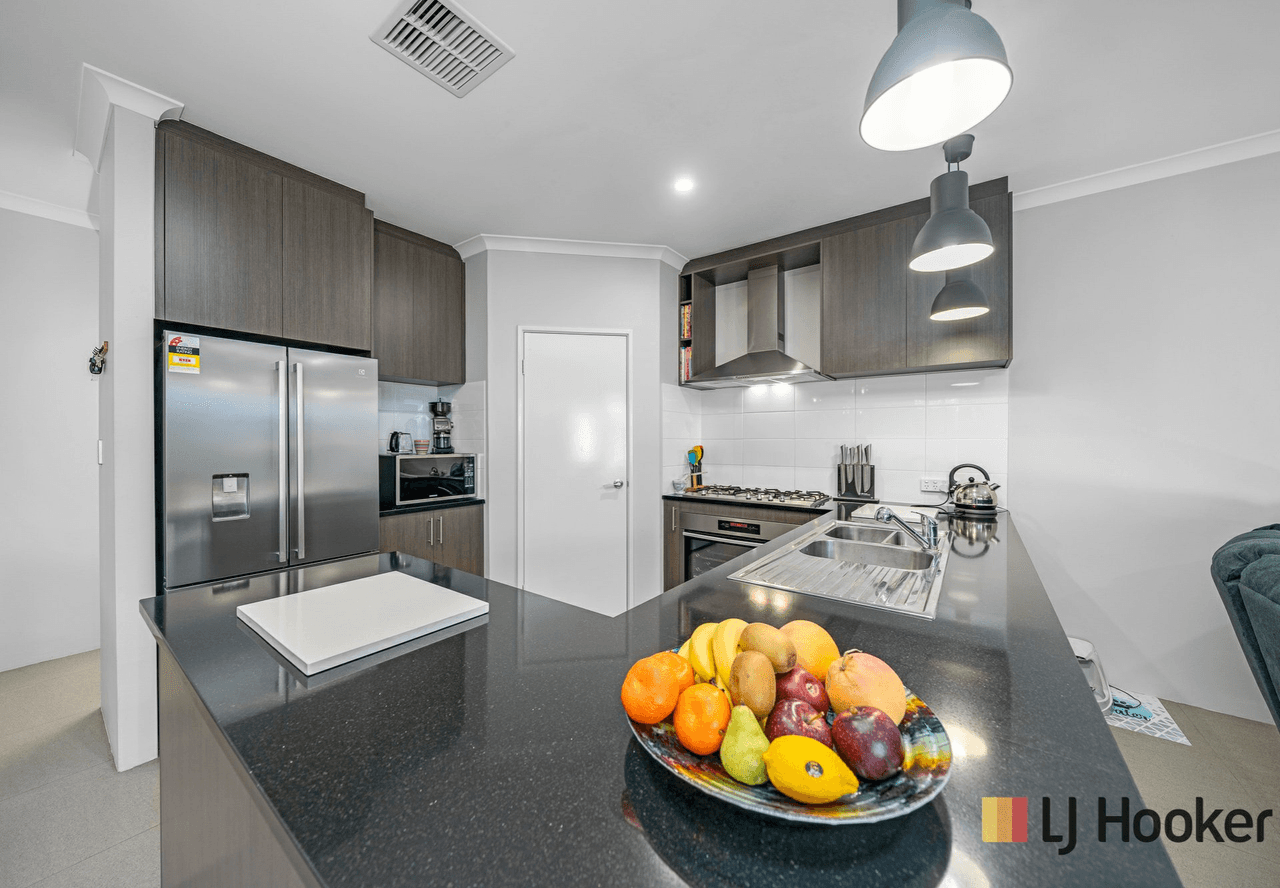 1 Pipefish Street, ALKIMOS, WA 6033